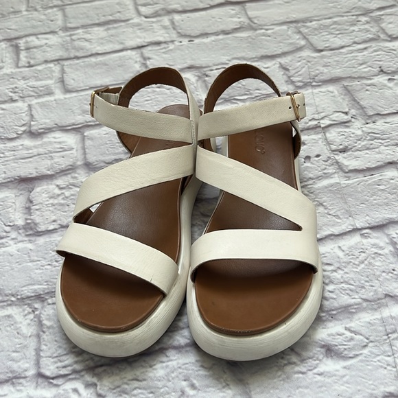 Inuovo Genuine leather women’s platform sandals off white - Picture 2 of 7
